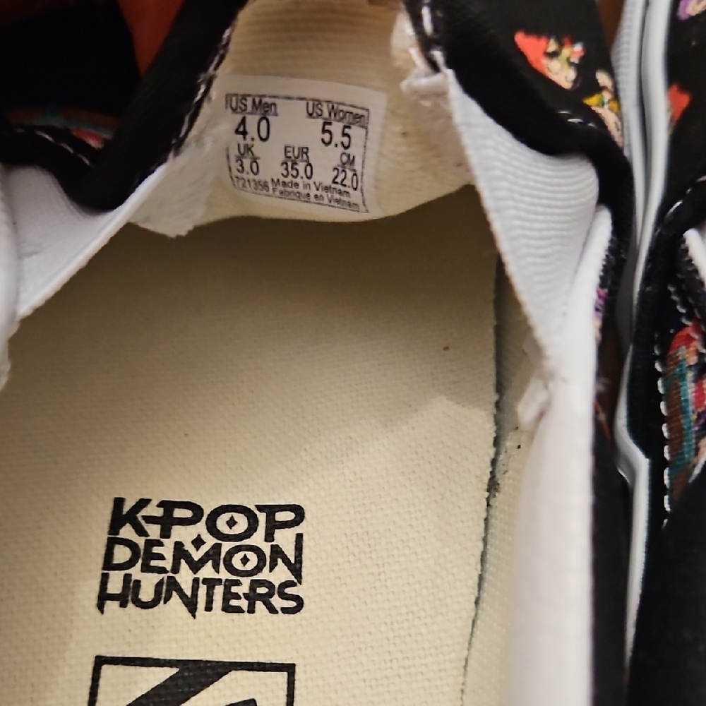 Vans Kids Slip-On Sneakers - Black with Colorful Print - Picture 5 of 8